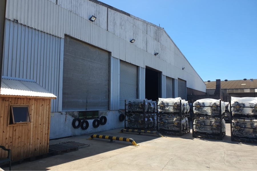 To Let commercial Property for Rent in Struandale Industrial Eastern Cape